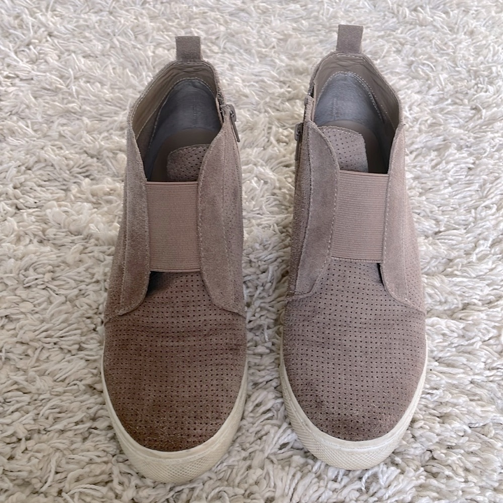 Steve Madden Waverly wedge suede sneakers